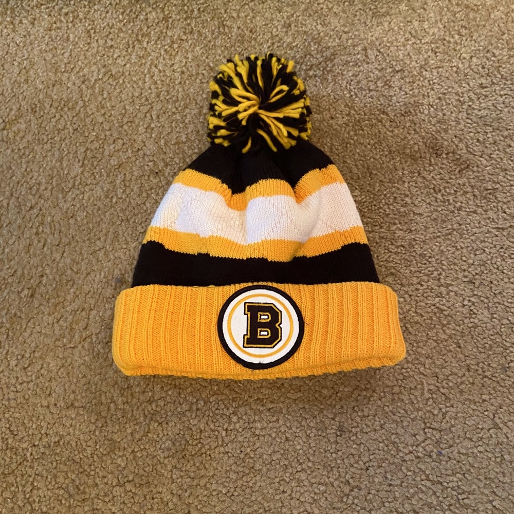 Boston Bruins winter hat